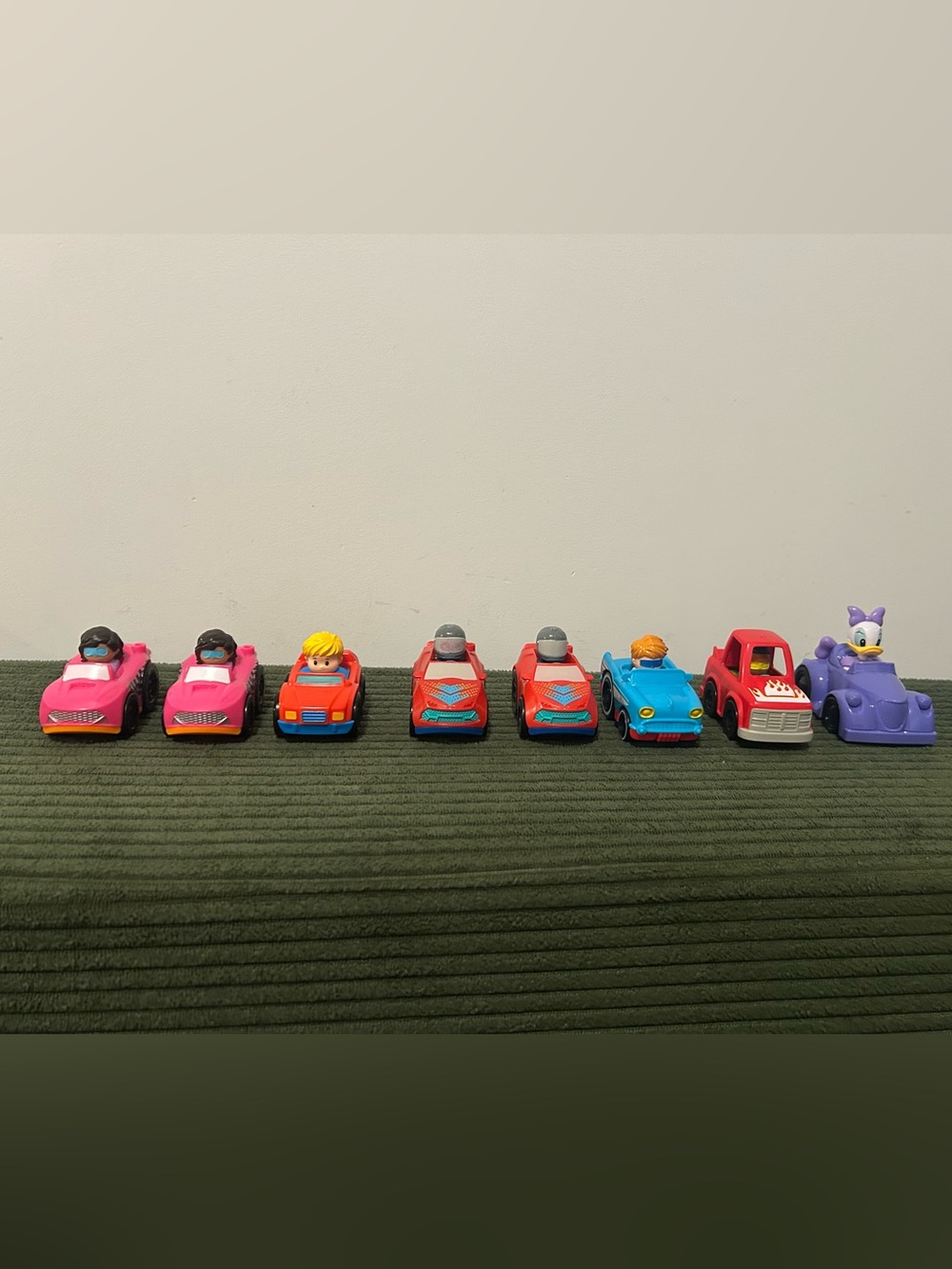 Fisher-Price Little People Wheelies Toy Car Lot